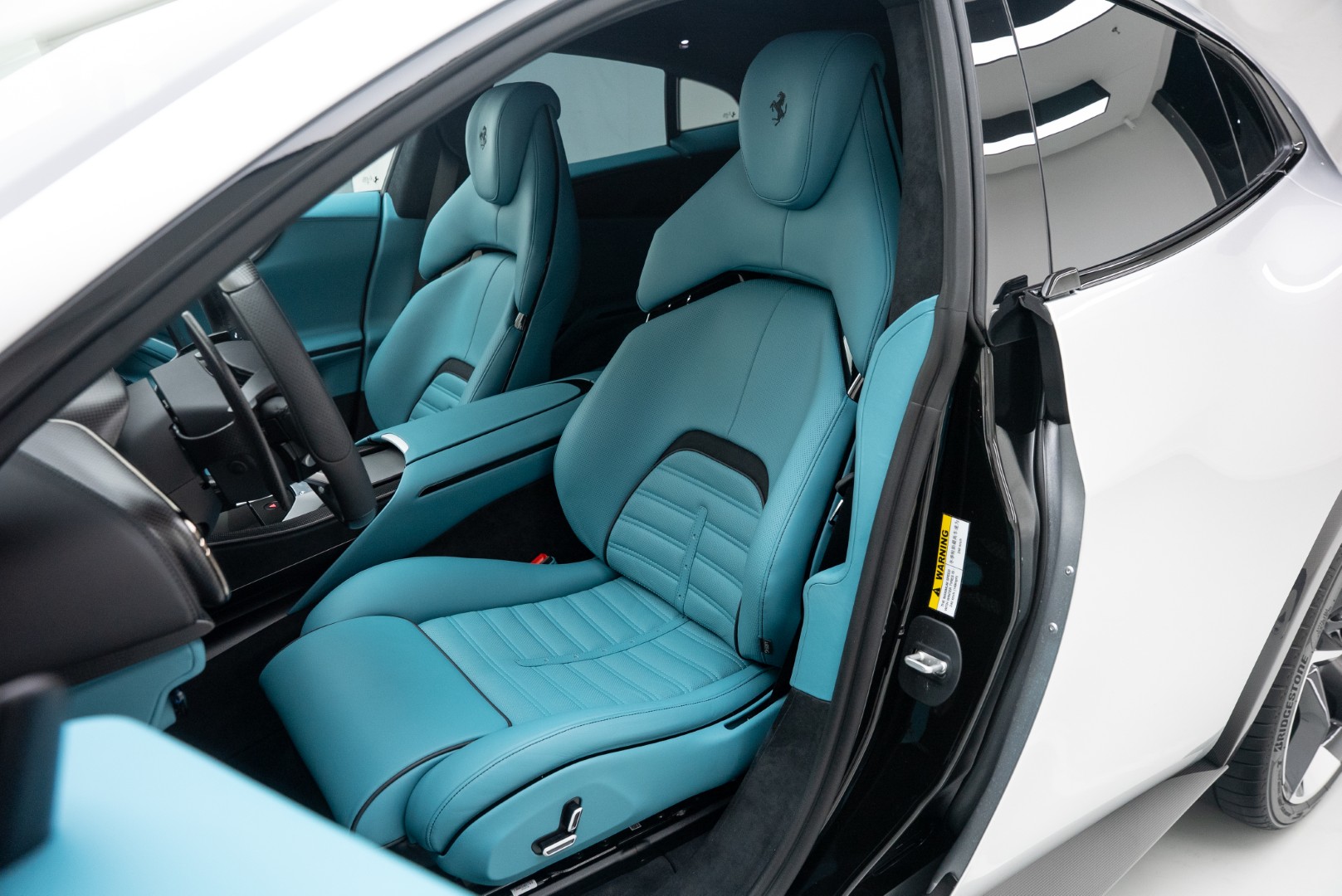 2025 FERRARI PUROSANGUE | FULL CARBON | ATELIER CAR | MASSAGE SEATS | HIGH SPEC | MAIN DEALER SERVIC